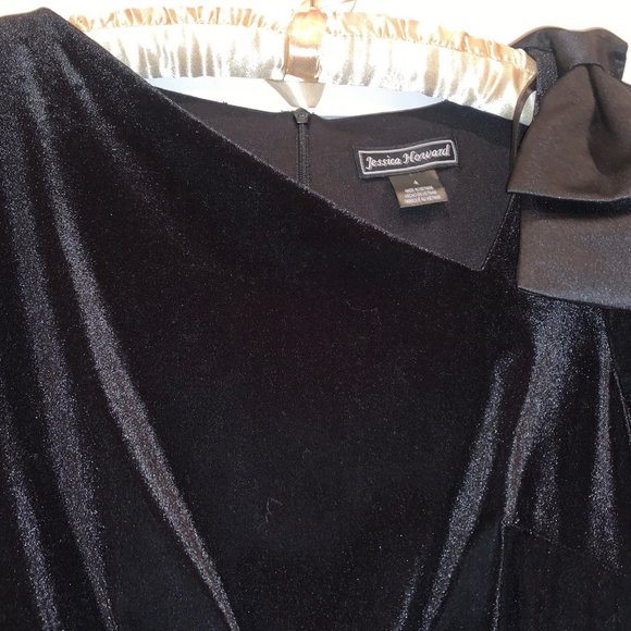 NWT - Jessica Howard Black Velvet dress with bow accent - Picture 4 of 12